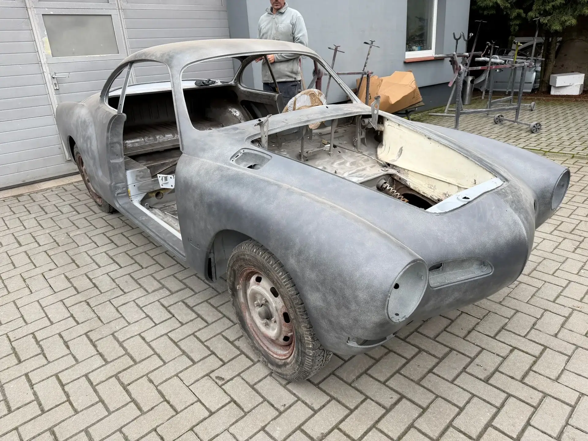 VW Karmann Ghia — czyszczenie laserowe
